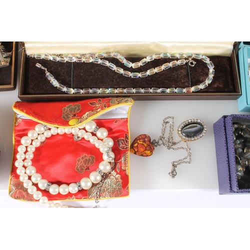 590 - Large group of costume jewellery to include faux pearl necklaces, cufflinks, crystal bead necklace e... 