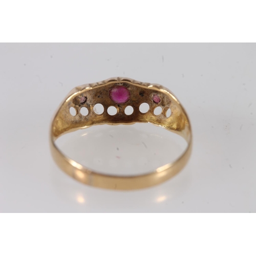 613 - 18ct gold five stone ruby and diamond ring, size N, 1.7g.