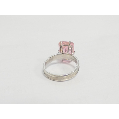 112A - 9ct white gold kunzite ring with emerald cut centre stone measuring 13mm x 9mm approx 8ct. Size M. 6... 