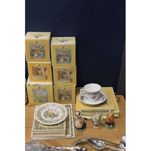 122 - Royal Doulton Branbly Hedge figures and other Brambly Hedge items.