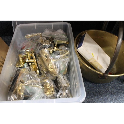 192 - Brass door handles, French boule, jelly pan and envelopes.