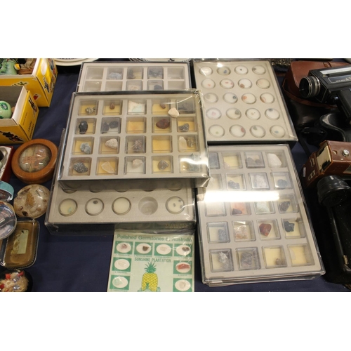 59 - Gemstone and mineral samples, in trays.