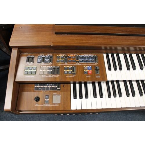 450G - Yamaha Electone standing keyboard.