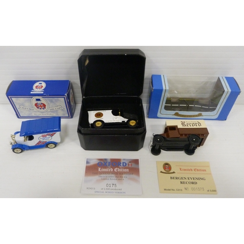 74 - Collection of twenty Oxford diecast metal replica model vans and vehicles, two others by Lledo and a... 