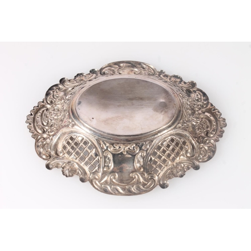 513 - Silver pierced bon bon dish by Hyghpoint Import and Export Ltd, Birmingham 1872, 82g.