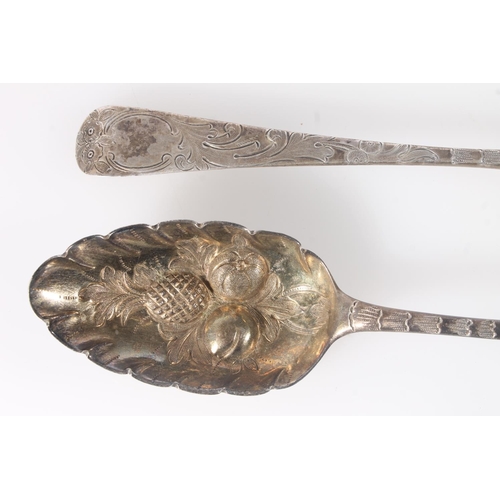 518 - Pair of Georgian silver berry serving spoons by Solomon Hougham, London 1804, 112g.