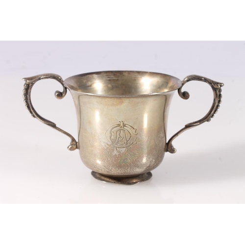 525 - Edwardian silver twin handled cup by George Nathan and Ridley Hayes, Chester 1901, 113g.