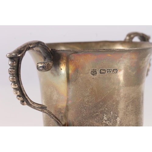 525 - Edwardian silver twin handled cup by George Nathan and Ridley Hayes, Chester 1901, 113g.