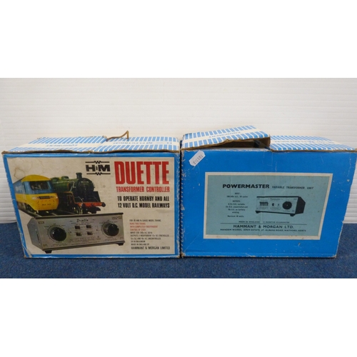 26 - Carton containing various loose OO gauge tankers and tenders, boxed Hammant & Morgan Power Maste... 