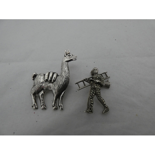 285 - Silver (925) brooch in the form of a camel, white metal bracelet, brooch modelled as a bear, silver ... 