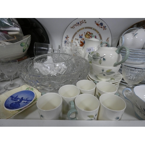 333 - Assorted china and glass to include a Wedgwood Etruria 'Woodbury' pattern coffee set, cut glassware ... 