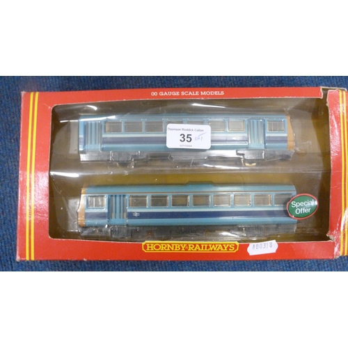 35 - Hornby OO gauge R.867 BR twin rail bus class 142, boxed, OO gauge scale model construction kit R195 ... 