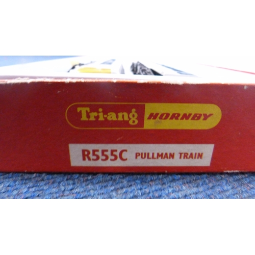 41 - Bachmann OO gauge 31/556V23650 LNER 'Wartime Black', boxed, Tri-ang OO gauge wagon, and two Tri-ang ... 