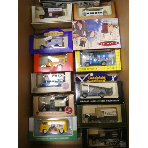 54 - Collection of miscellaneous diecast model vehicles and cars to include a Dinky 1977 Silver Jubilee b... 