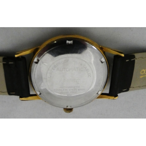 86 - Accurist 21 Jewels gent's antimagnetic wristwatch, c. 1960s, with gold plated bezel, date window and... 