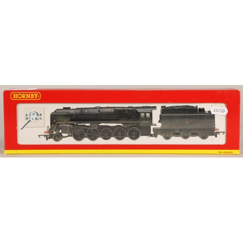 206 - Hornby 00 gauge model railways R2248 BR 2-10-0 Class 9F Locomotive Weathered 92239, boxed