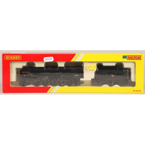 220 - Hornby Railroad 00 gauge model railways R3155 BR 9F Cock O The North No. 92214, boxed