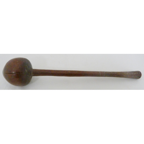 350 - Tribal Interest Fiji throwing club (ula drisia), Melanesia tribe, with coconut-shaped head, incised ... 