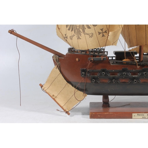 16 - Wooden model of the Spanish Galleon Naveo Espanyol, H51cm.