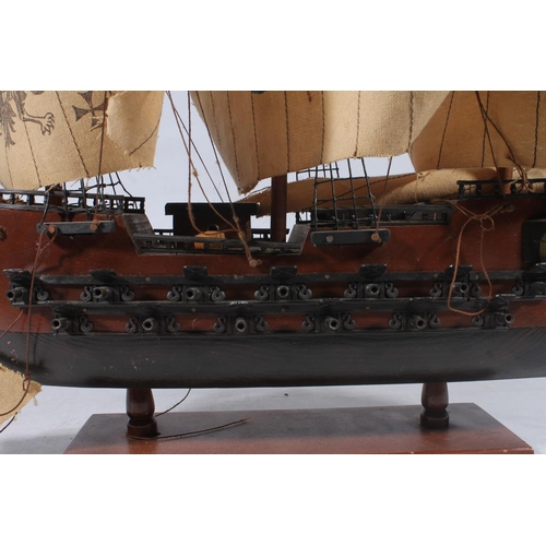 16 - Wooden model of the Spanish Galleon Naveo Espanyol, H51cm.