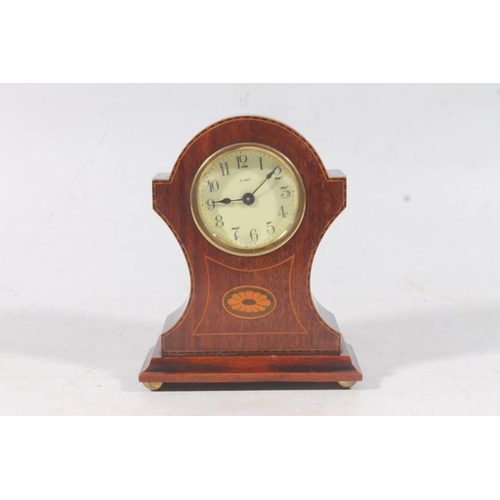 57 - Edwardian mahogany mantel clock, H18cm.