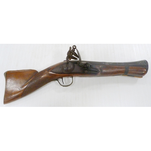 410 - Flintlock blunderbuss, c. late 18th century, with iron barrel and trigger guard, damascened overlay ... 