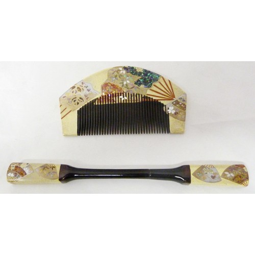 370 - Japanese lacquer comb and kogai set, 11cm and 18.5cm long, contained in a wooden box.