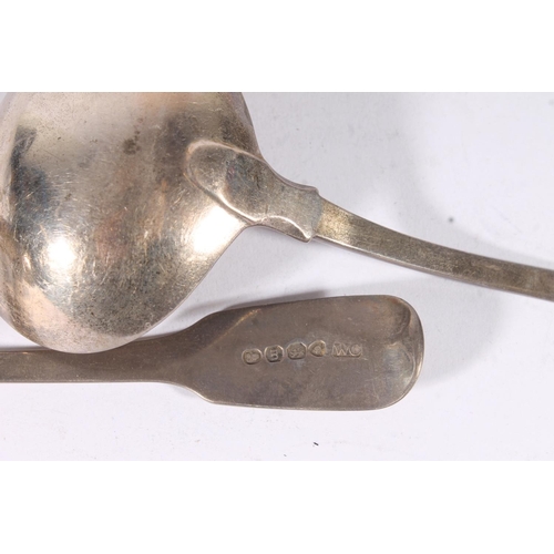 28 - Pair of Geo. IV silver fiddle pattern ladles, William Chawner II London 1827, 107g, L17cm