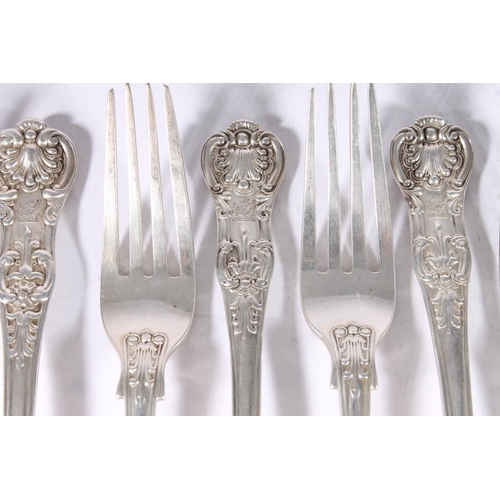 33 - Four Victorian silver Queens pattern starter forks, TW London 1854, together with two matched W... 