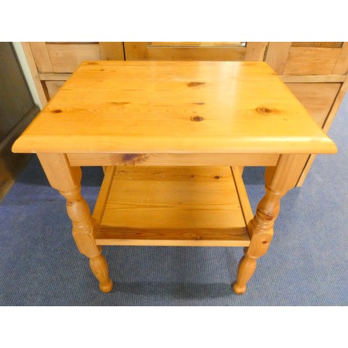 259 - Small oak side table with small two tier pine table. (2)