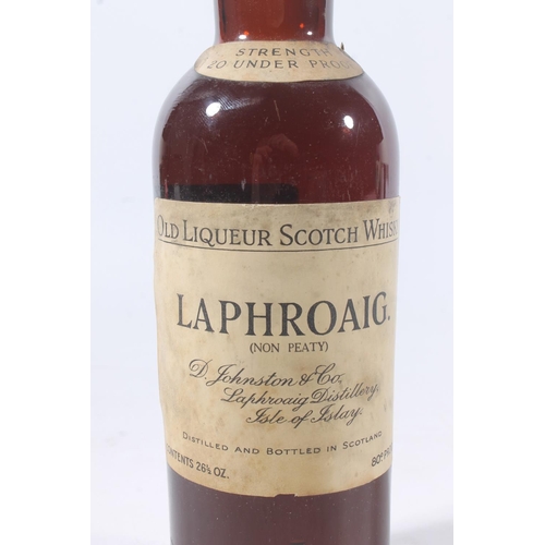 1427 - LAPHROAIG Non-Peaty old liqueur Scotch whisky, 26.5 fluid ounces, 80° proof, old style D Johnston &a... 