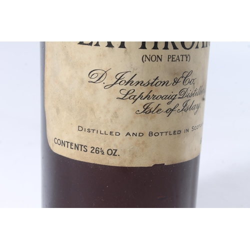 1427 - LAPHROAIG Non-Peaty old liqueur Scotch whisky, 26.5 fluid ounces, 80° proof, old style D Johnston &a... 