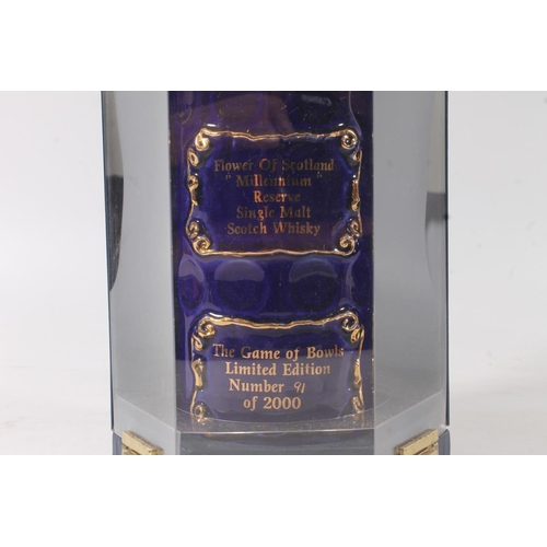 1431 - FLOWER OF SCOTLAND Game of Bowls Millennium Reserve single malt Scotch whisky, limited edition bottl... 