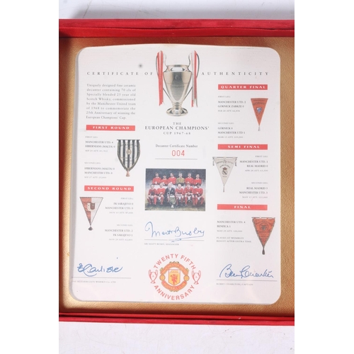 1433 - MANCHESTER UNITED 25 year old whisky, bottled to commemorate the 25th anniversary of the team winnin... 