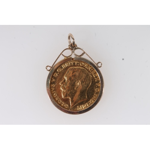 1710 - UNITED KINGDOM King George V (1910-1936) gold half sovereign 1913 in 9ct gold pendant mount, 5.5g gr... 