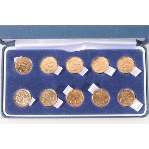 1732 - Ten UNITED KINGDOM Queen Elizabeth II (1952-2022) gold bullion half sovereigns, all 2003, held in bl... 