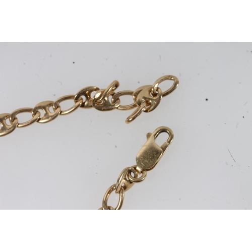 157 - 18ct gold curb link bracelet, 8.8g