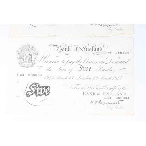 1580 - BANK OF ENGLAND, consecutive pair of £5 five pound banknotes, 13th March 1947, L64 088334 and 088335... 