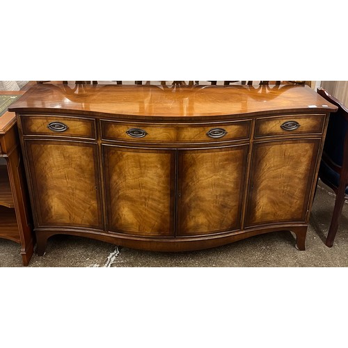 658 - Mahogany sideboard, three drawers over three cupboards