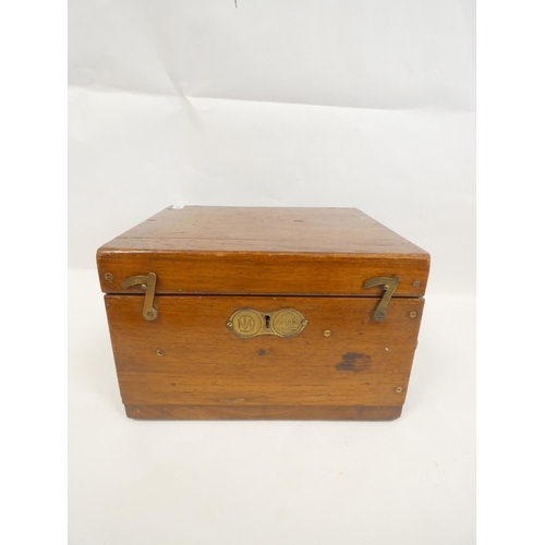 388 - 1920s Dobbie McInnes ltd, Glasgow Pattern A engine indicator precision instrument in fitted box alon... 