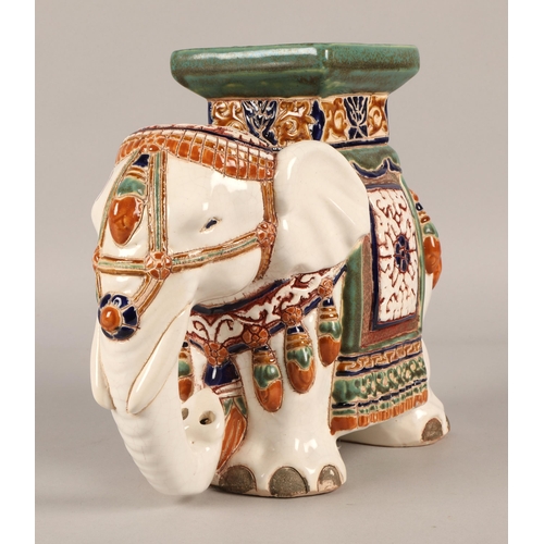 535 - Oriental ceramic elephant plant stand, 28cm h