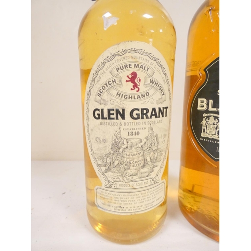 68 - Glen Grant pure malt scotch whisky, 1 Litre, 40% vol, with Black Barrel single grain scotch whisky, ... 