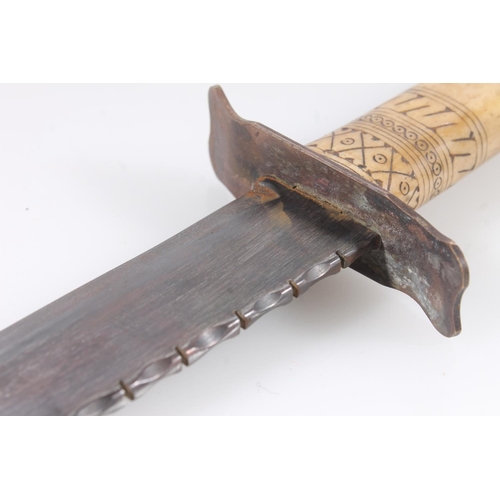 1830 - Modern bone handled hunting knife, the grip with incised bands, blade length 22cm, knife length 34cm... 