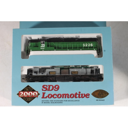 1010 - HO gauge model railway, four Proto 2000 Series locomotives to include S1 AT&SF Sante Fe 2304, S1... 