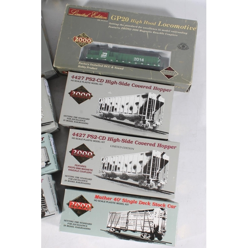 1014 - HO gauge model railway, Proto 2000 Series  locomotives to include 920-31898 GP20 High Hood locomotiv... 