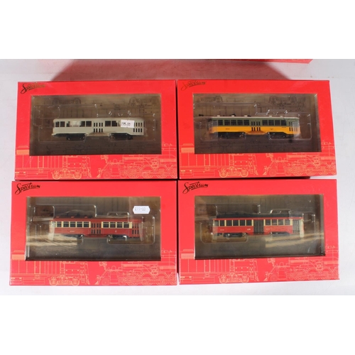 1024 - HO gauge model railways, Spectrum by Bachmann, eight Peter Witt Street Car Full Interior & Light... 