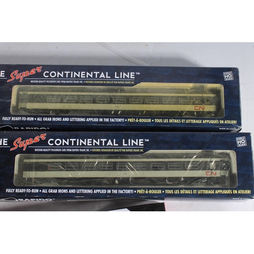 1047 - HO gauge model railways, Rapido Super Continental Line 105009 Dayniter Coach CN Rail 5703; 105011 Da... 