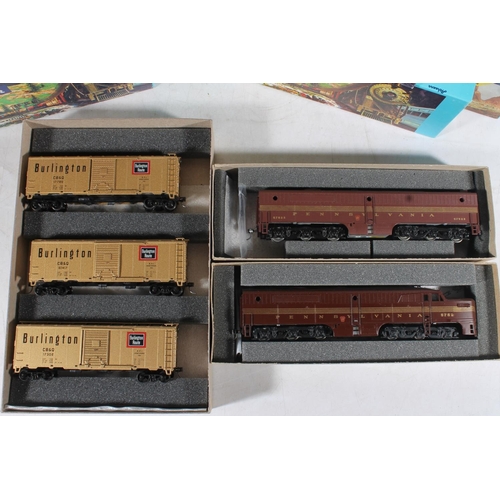 1054 - HO gauge model railways, Athearn 3304 PA1 PWR diesel passenger locomotive Pennsylvania 5752B maroon;... 