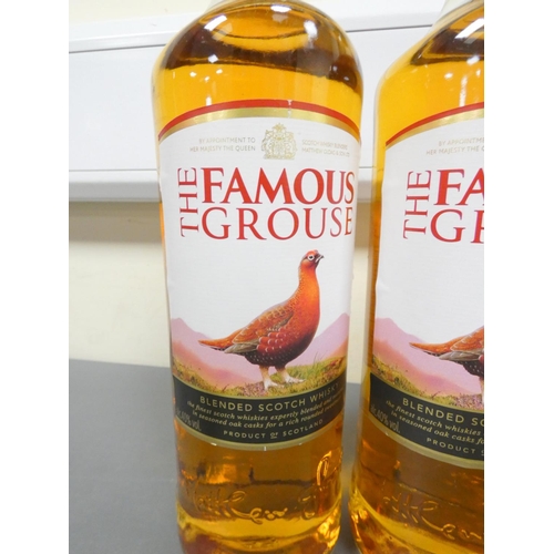 27 - The Famous Grouse 1L 40% vol blended scotch whisky. (3)