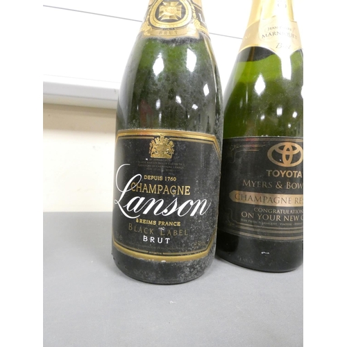 32 - Two bottles of Champagne to include a Lanson Black Label Brut 75cl 12.5% ABV, Myers & Bowma... 